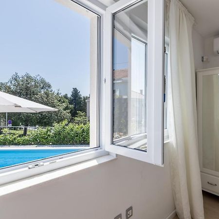 Villa Katess With Heated Pool Split Zewnętrze zdjęcie