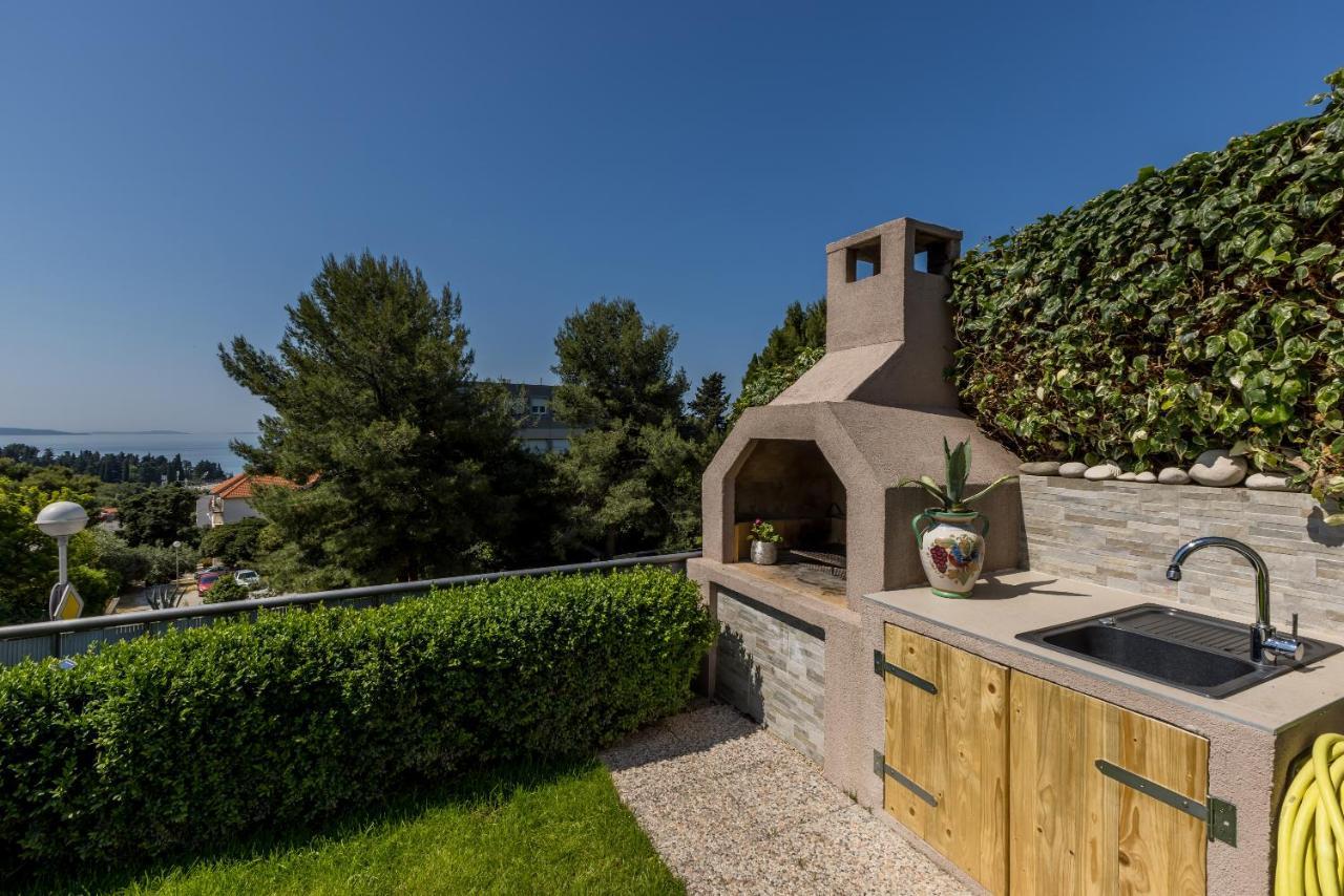 Villa Katess With Heated Pool Split Zewnętrze zdjęcie