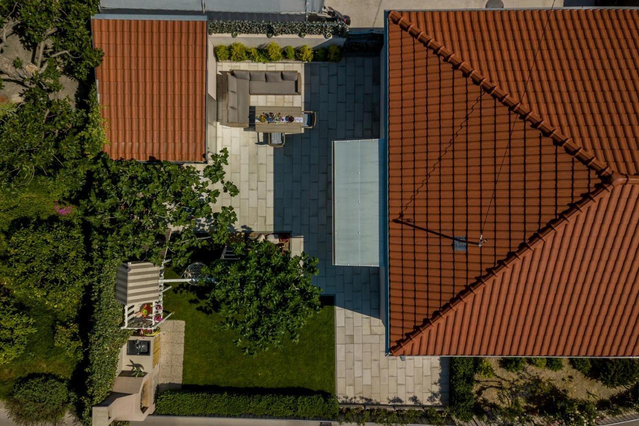 Villa Katess With Heated Pool Split Zewnętrze zdjęcie